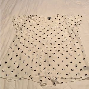 🖤 Torrid size 1 chiffon top